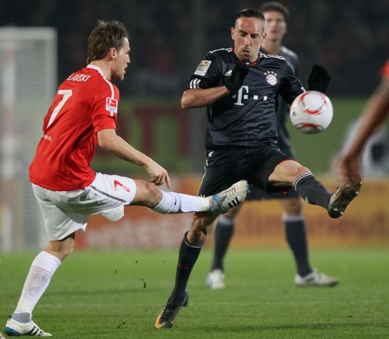 尼会吸引如 尼会吸引如